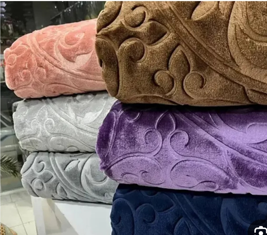 پتو گلبافت یک نفره تک رنگ